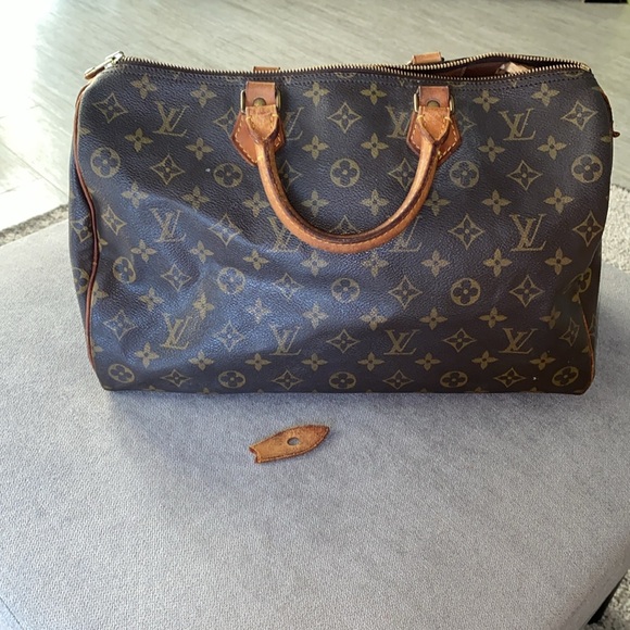 Louis Vuitton Handbags - Louis Vuitton speedy 35